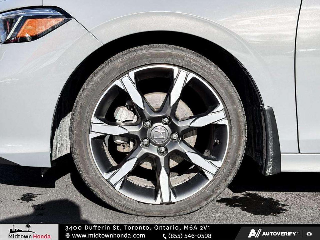 2025 Honda Civic Sport Touring eCVT Sedan Photo