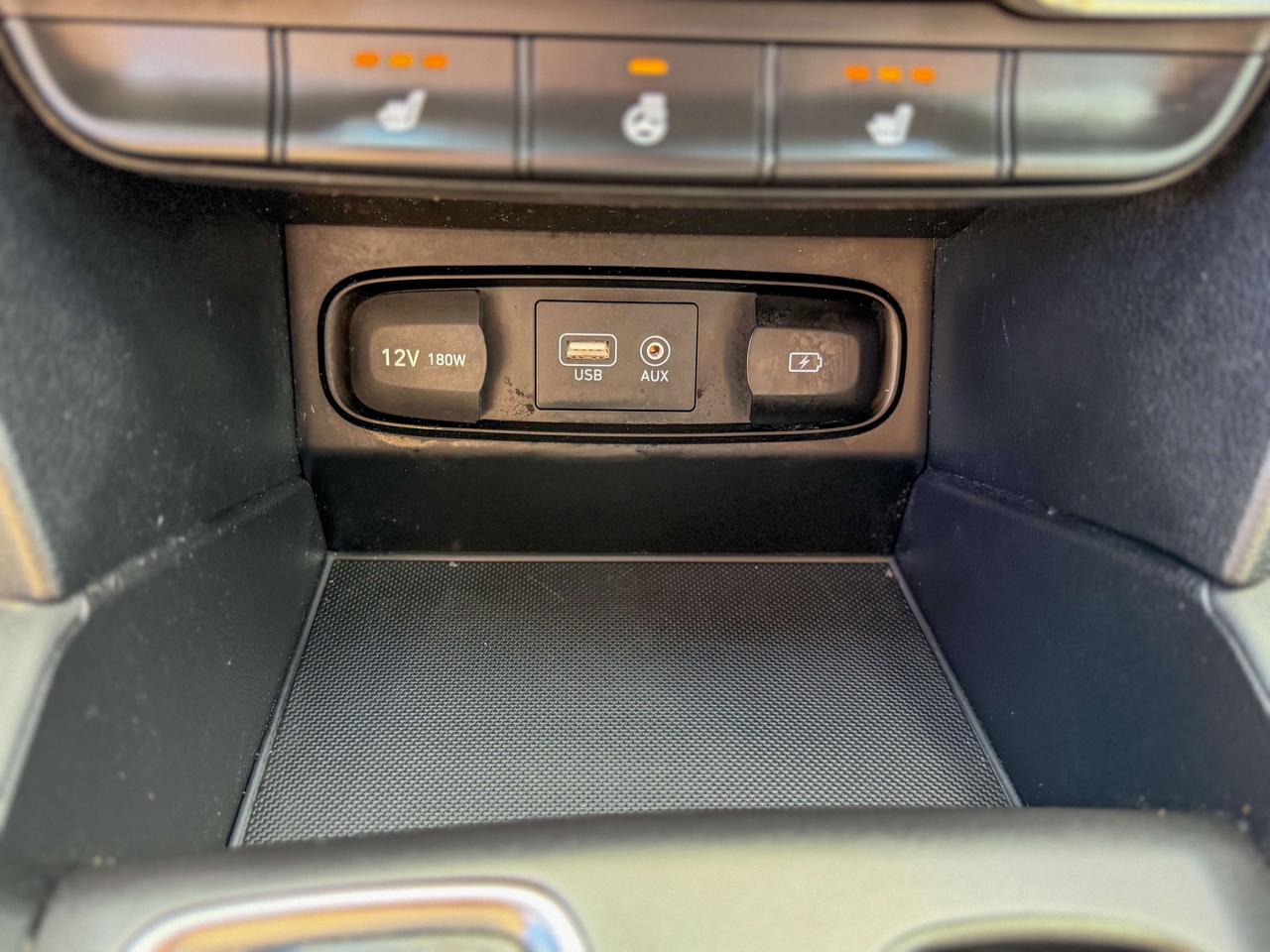 2019 Hyundai Santa Fe ESSENTIAL/1 OWNER/CAMERA/ACC/FULL SERVICE RECORDS Photo