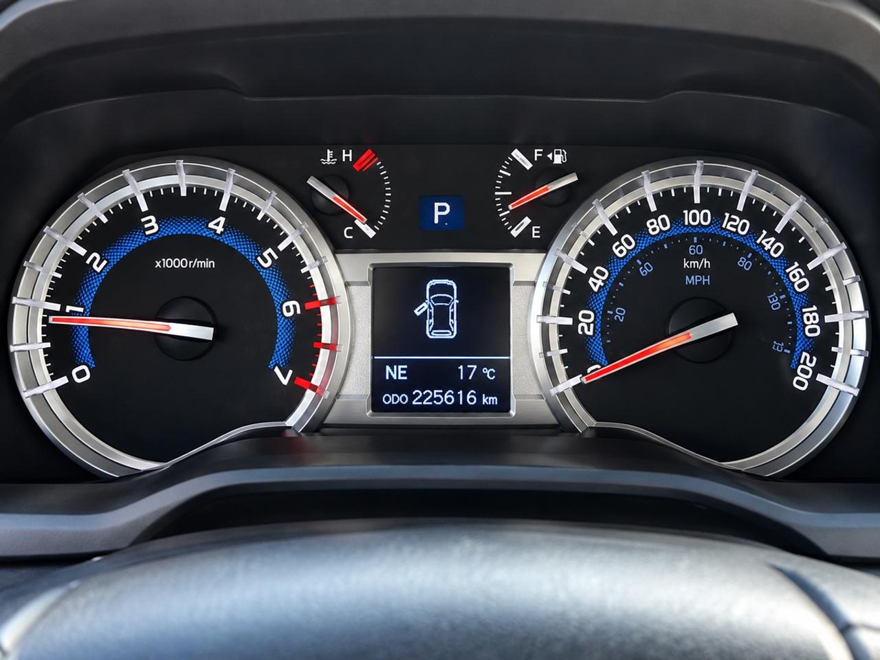 2017 Toyota 4Runner SR5 Photo