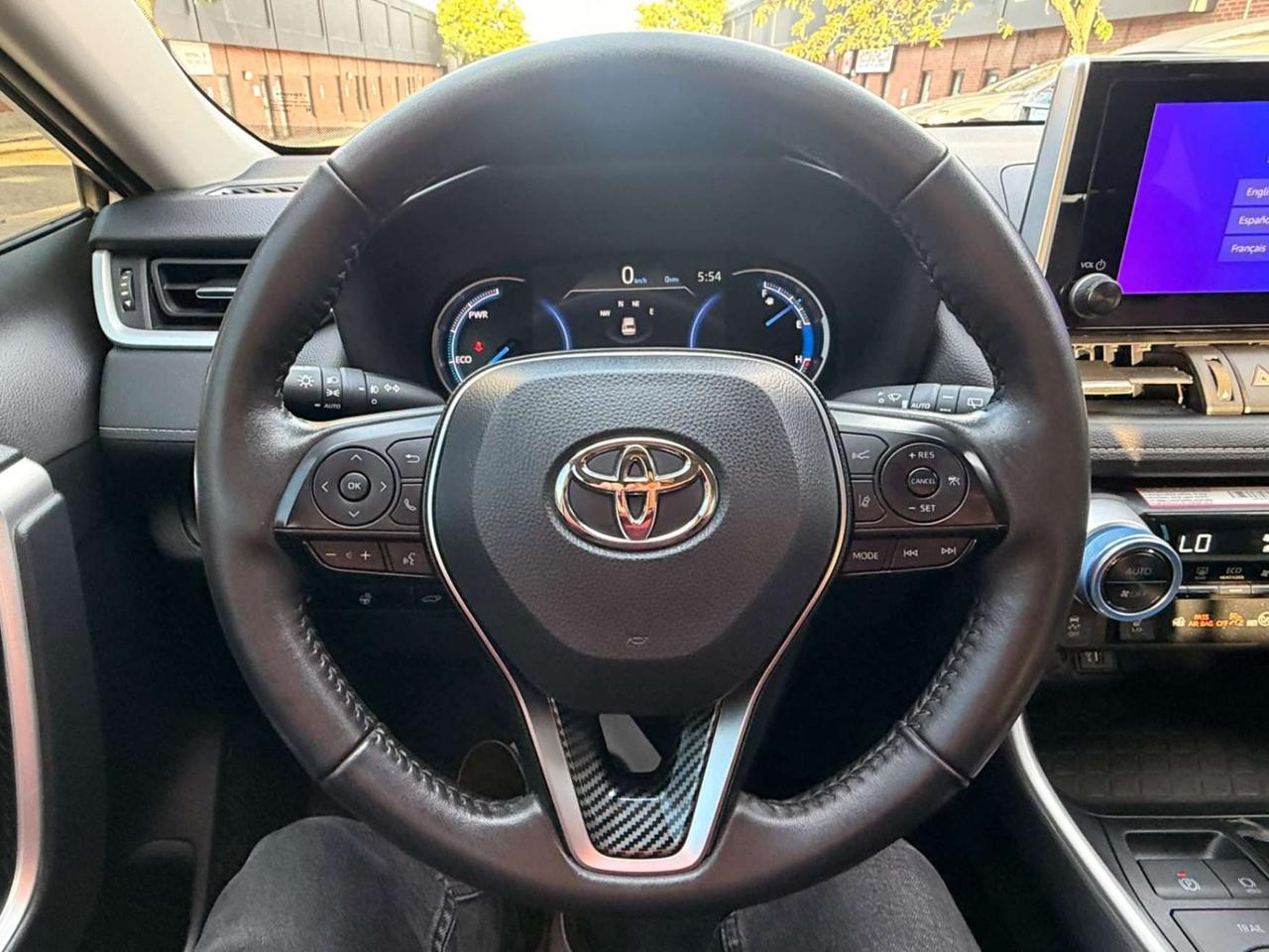 2025 Toyota RAV4 Hybrid XLE AWD PREMIUM, LEATHER, SUNROOF Photo