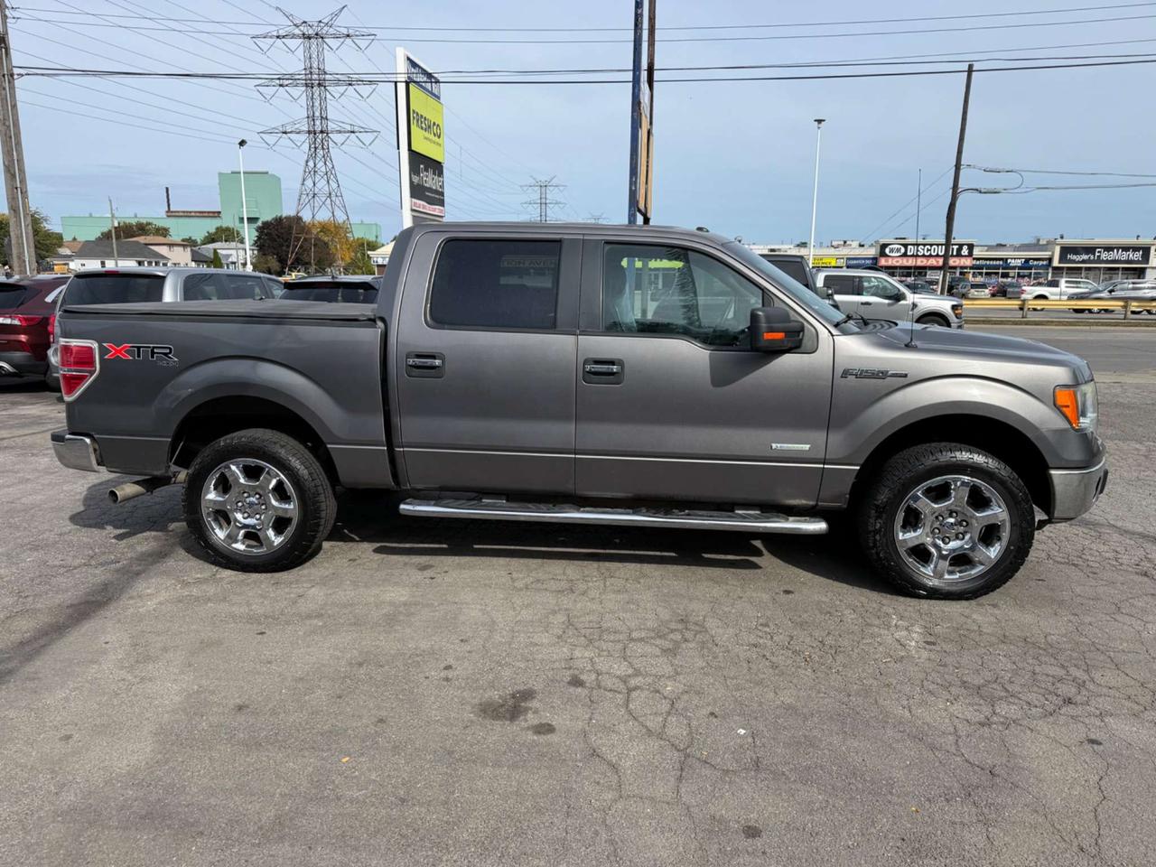 2014 Ford F-150 SuperCrew 145 Lariat *CERTIFIED* Photo