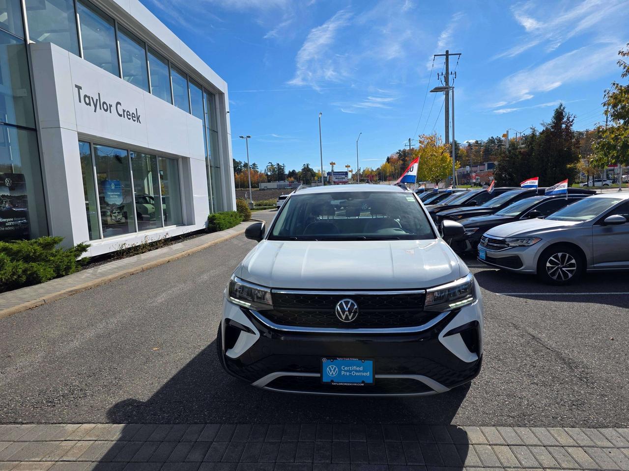 2023 Volkswagen Taos Trendline Photo