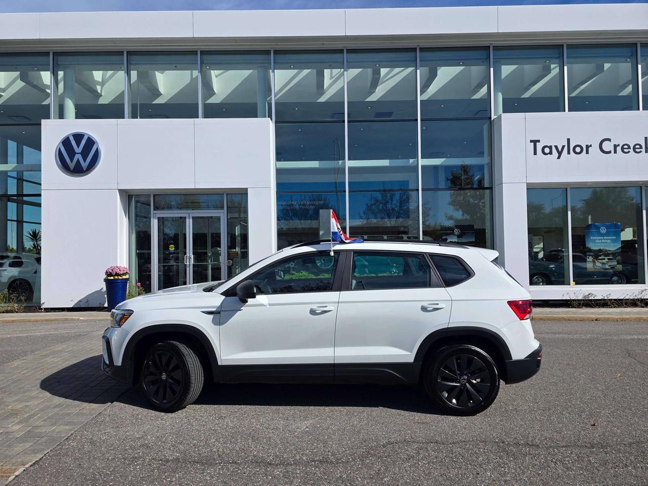 2023 Volkswagen Taos Trendline Photo