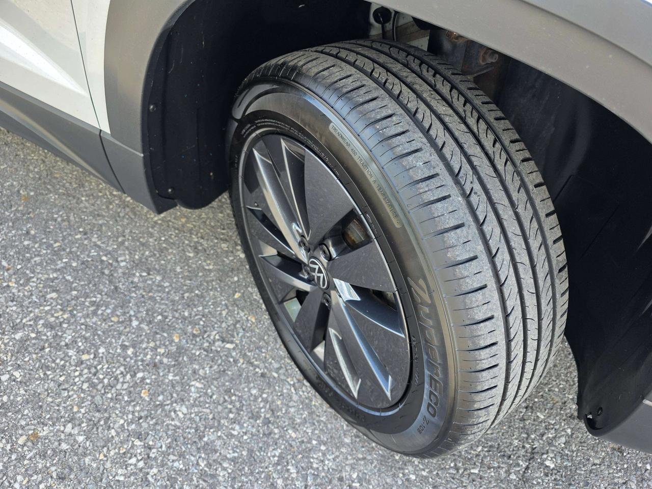 2023 Volkswagen Taos Trendline Photo