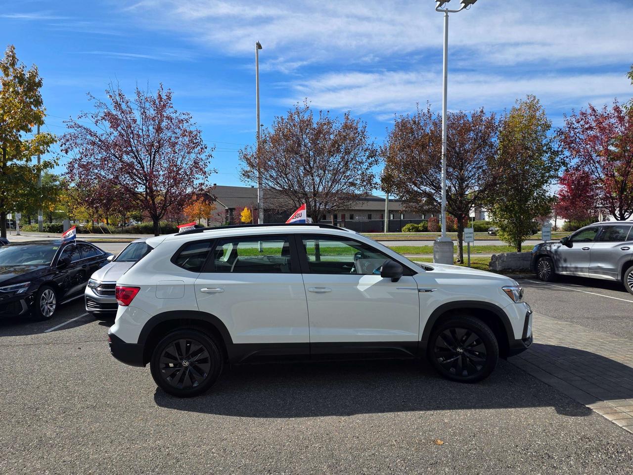 2023 Volkswagen Taos Trendline Photo