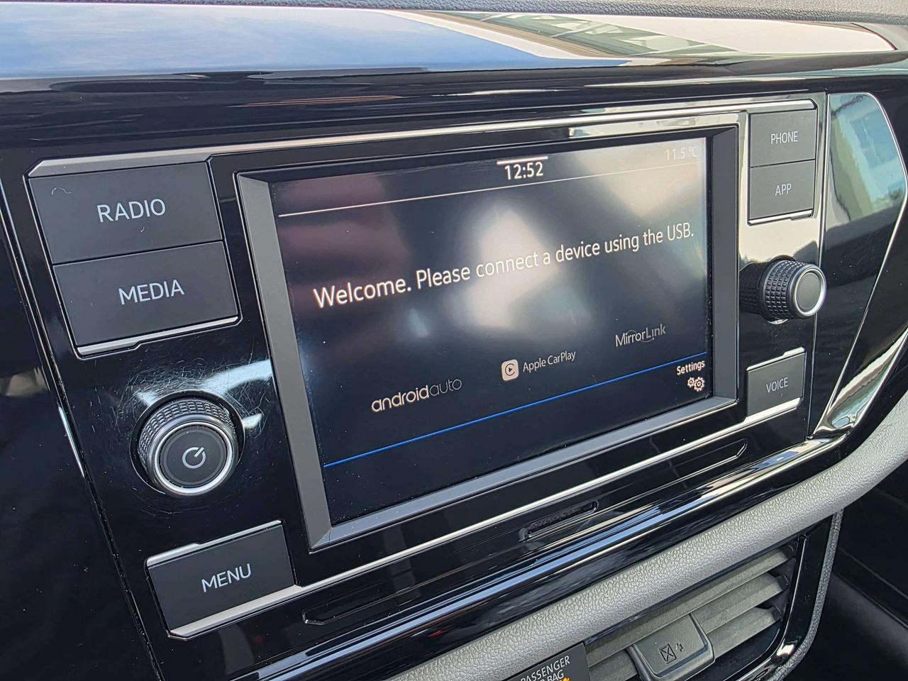 2023 Volkswagen Taos Trendline Photo