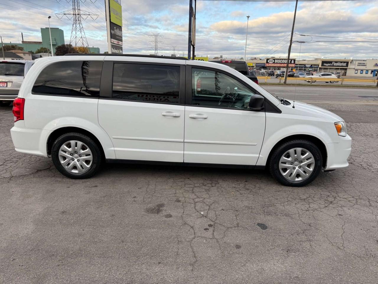 2016 Dodge Grand Caravan SE *CERTIFIED* Photo