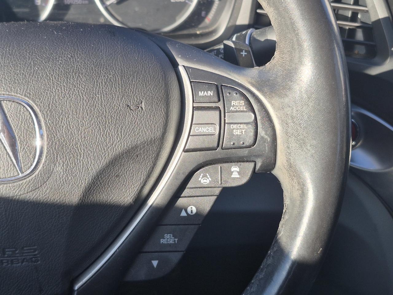 2016 Acura ILX Tech Photo