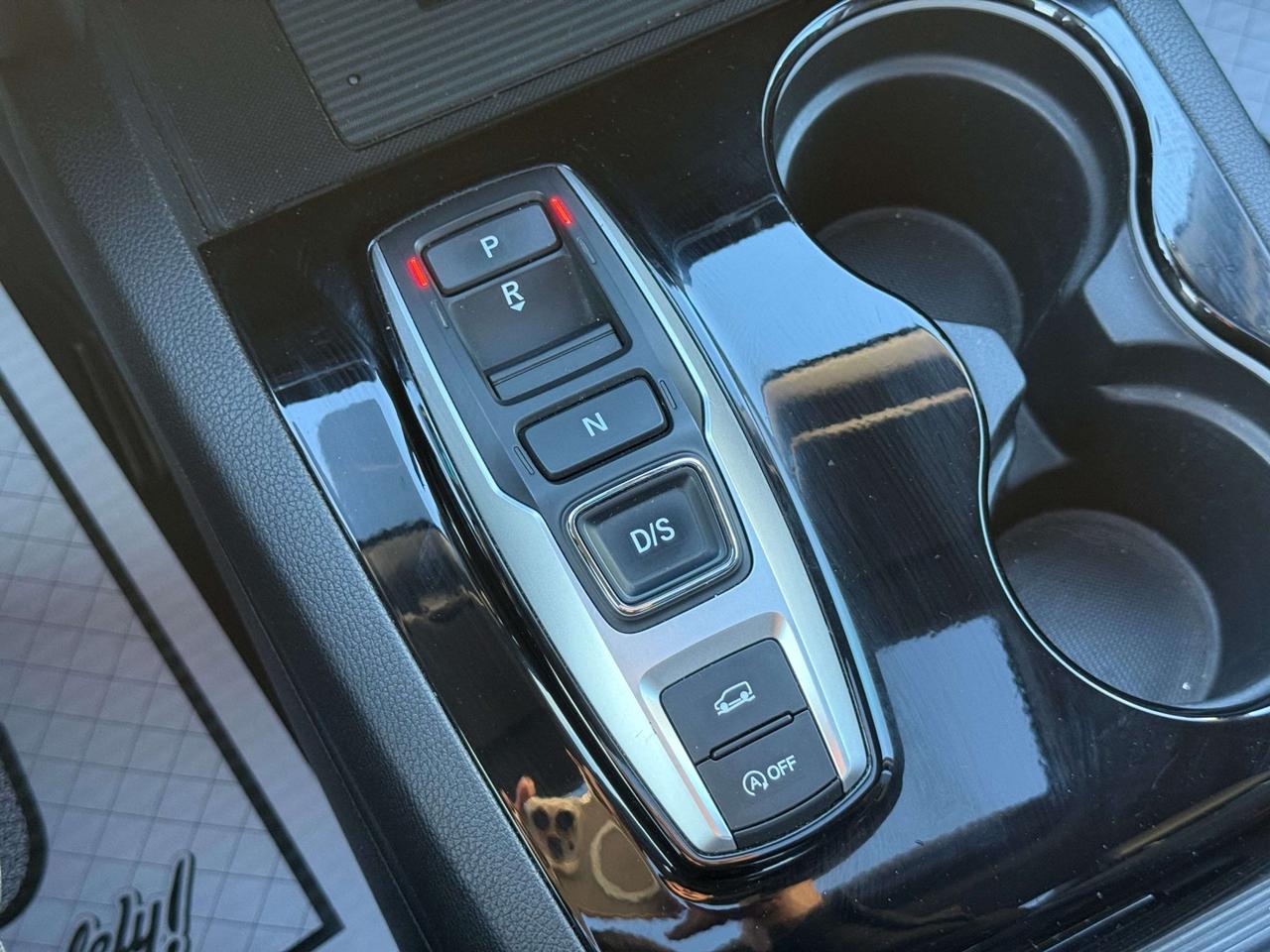 2020 Honda Pilot TOURING   7-PASSENGER   AWD   REAR ENTERTAINMENT SYSTEM Photo