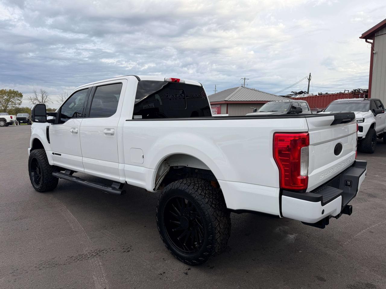 2019 Ford F-350 Lariat Photo