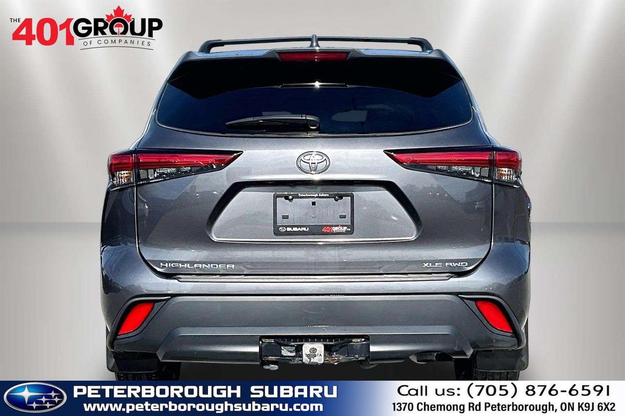 2023 Toyota Highlander XLE   Blind Spot   Tow Package   Power Liftgate Photo