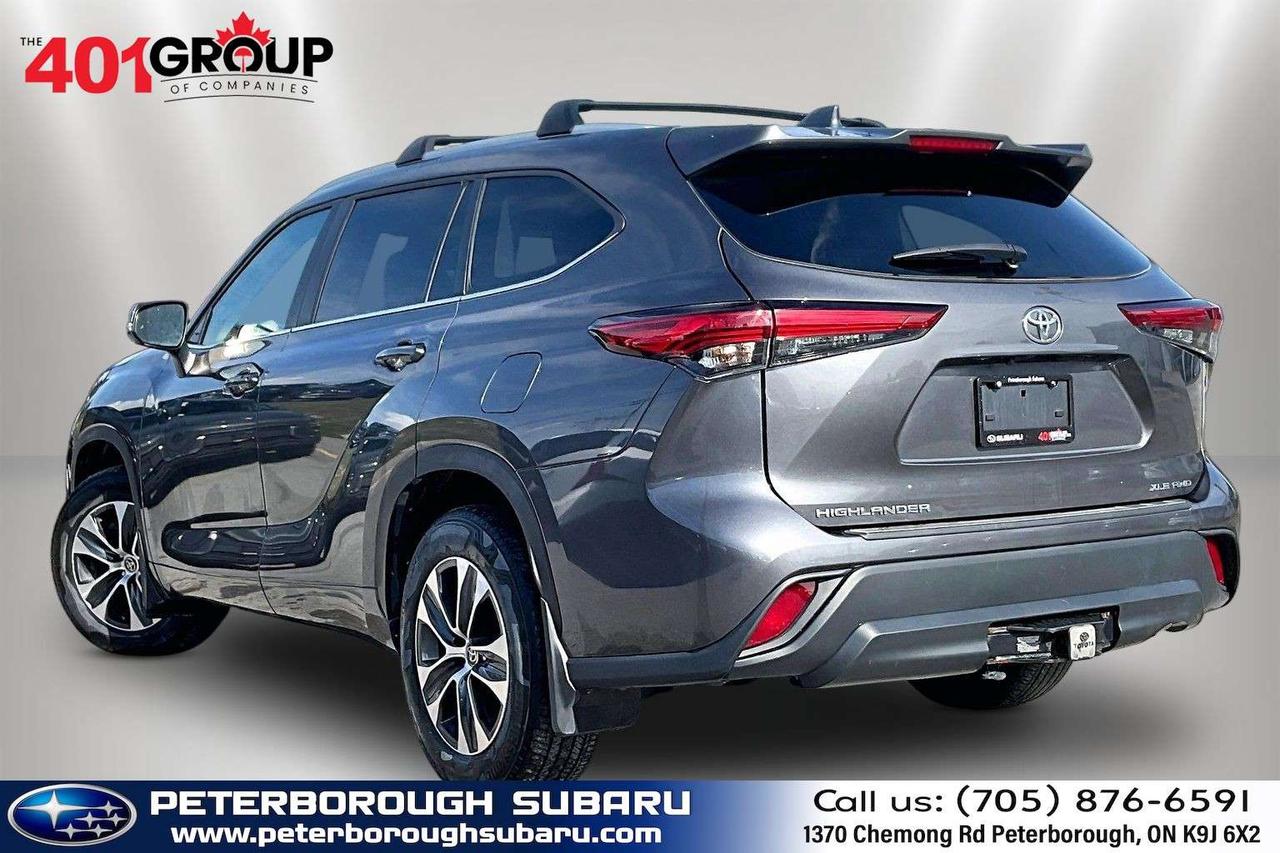 2023 Toyota Highlander XLE   Blind Spot   Tow Package   Power Liftgate Photo