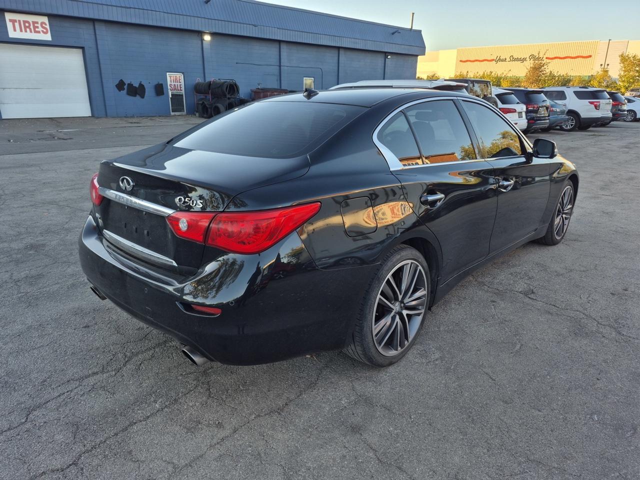 2017 Infiniti Q50S Premium Photo