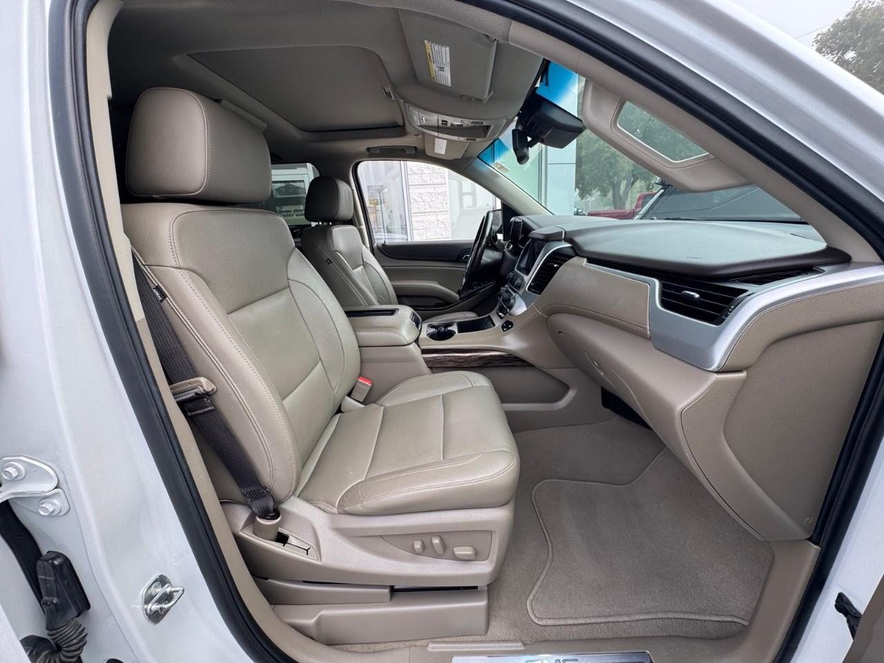 2019 GMC Yukon XL SLT 4X4 Photo