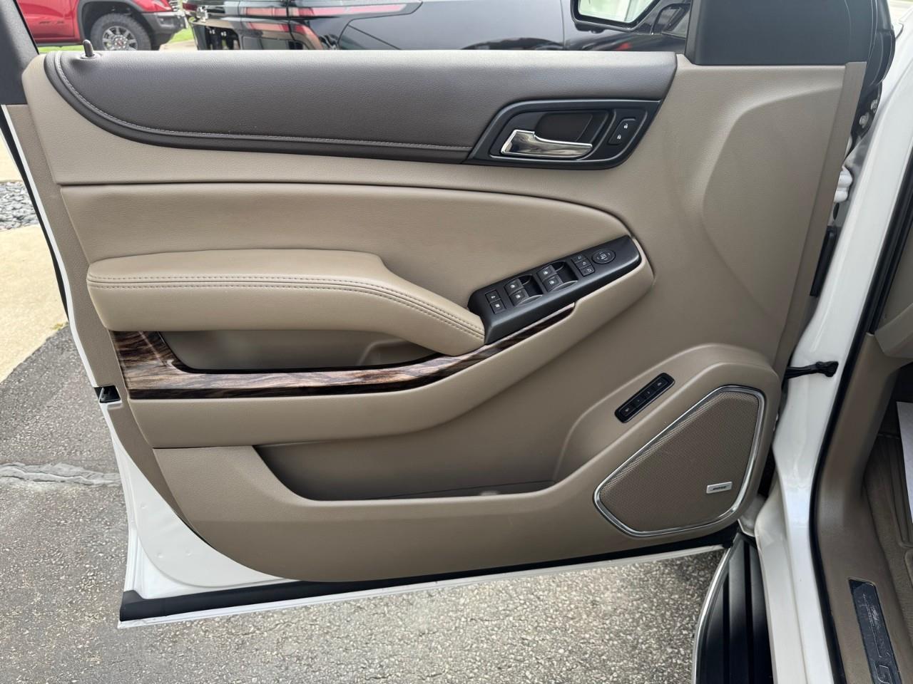 2019 GMC Yukon XL SLT 4X4 Photo