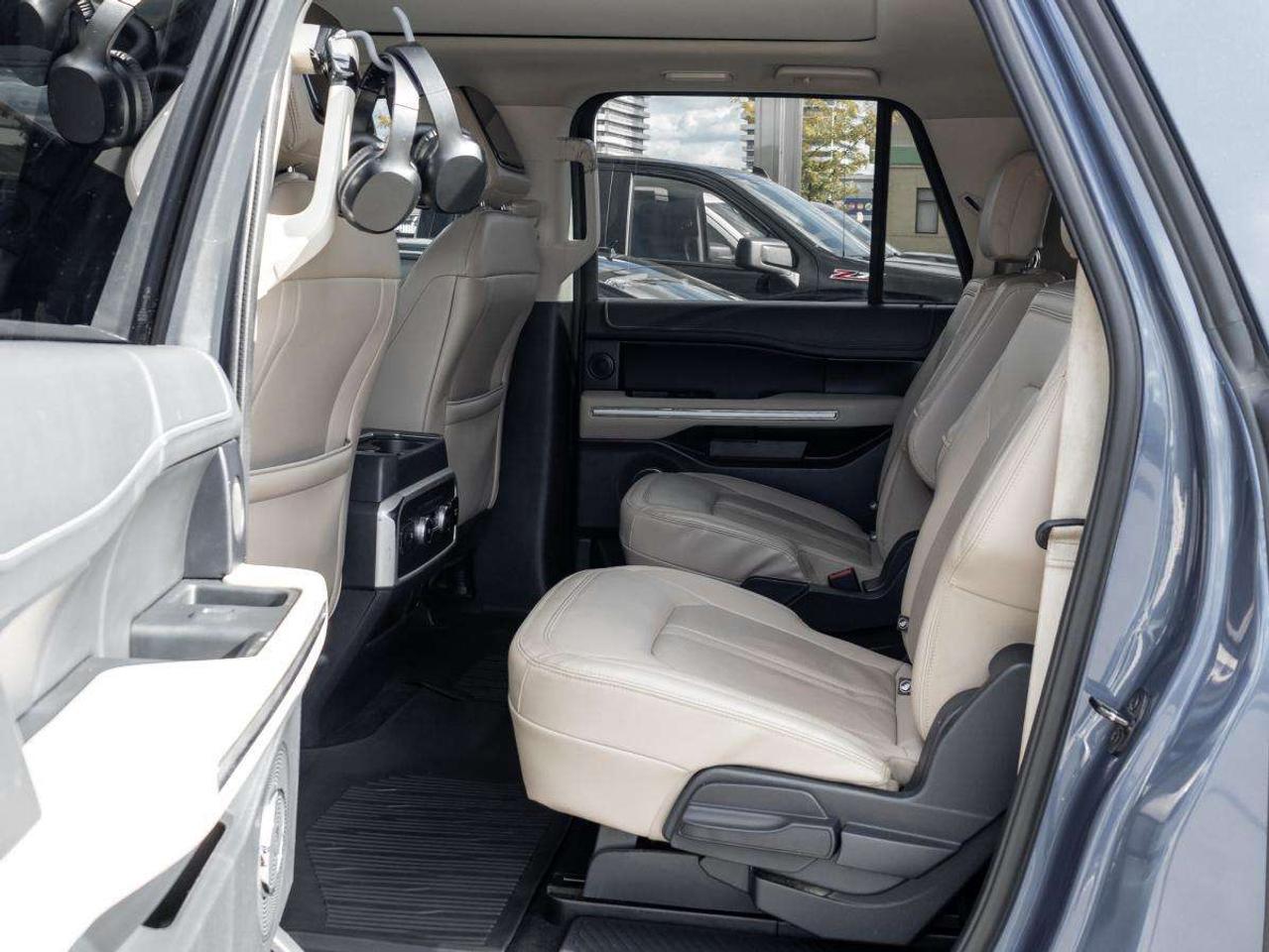 2023 Ford Expedition Limited Max 4X4 Photo