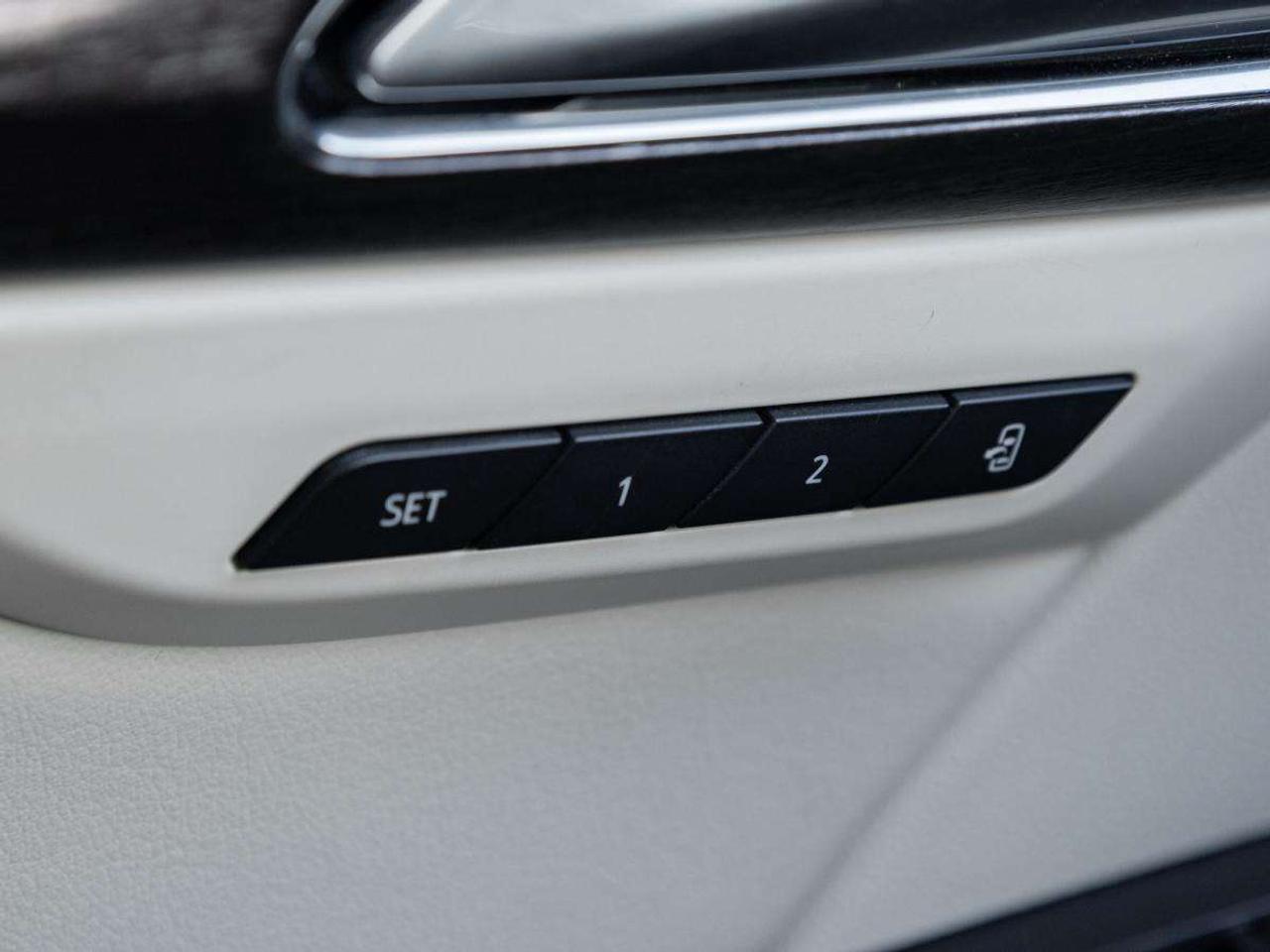 2022 Buick Envision AWD 4dr Avenir Photo