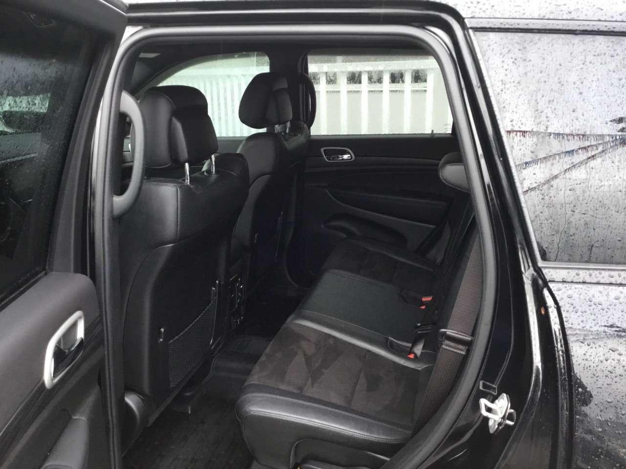 2021 Jeep Grand Cherokee ALTITUDE 4X4 Photo