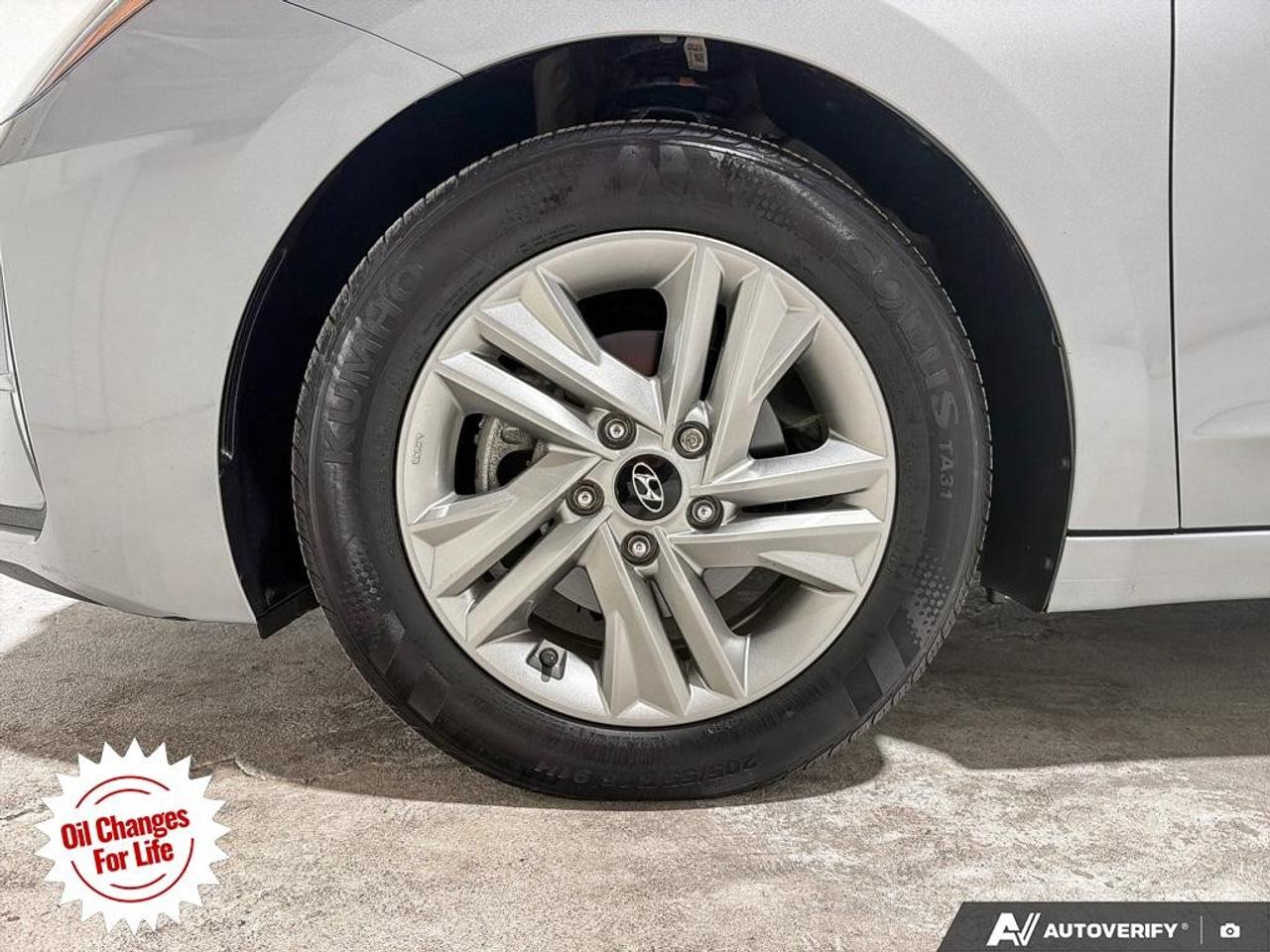 2020 Hyundai Elantra Preferred w/Sun & Safety Package IVT Photo