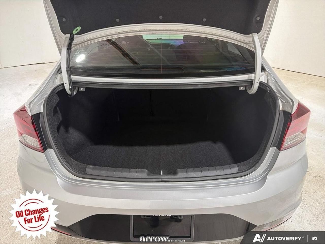 2020 Hyundai Elantra Preferred w/Sun & Safety Package IVT Photo
