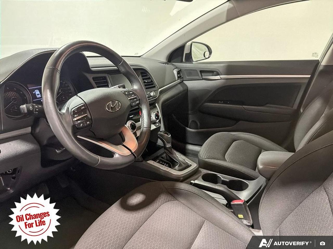 2020 Hyundai Elantra Preferred w/Sun & Safety Package IVT Photo