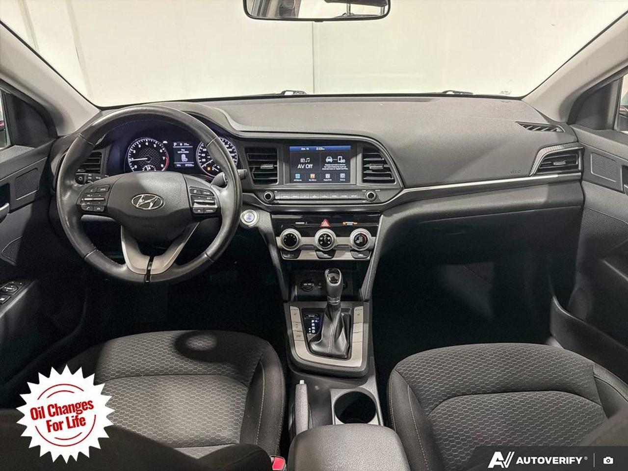 2020 Hyundai Elantra Preferred w/Sun & Safety Package IVT Photo
