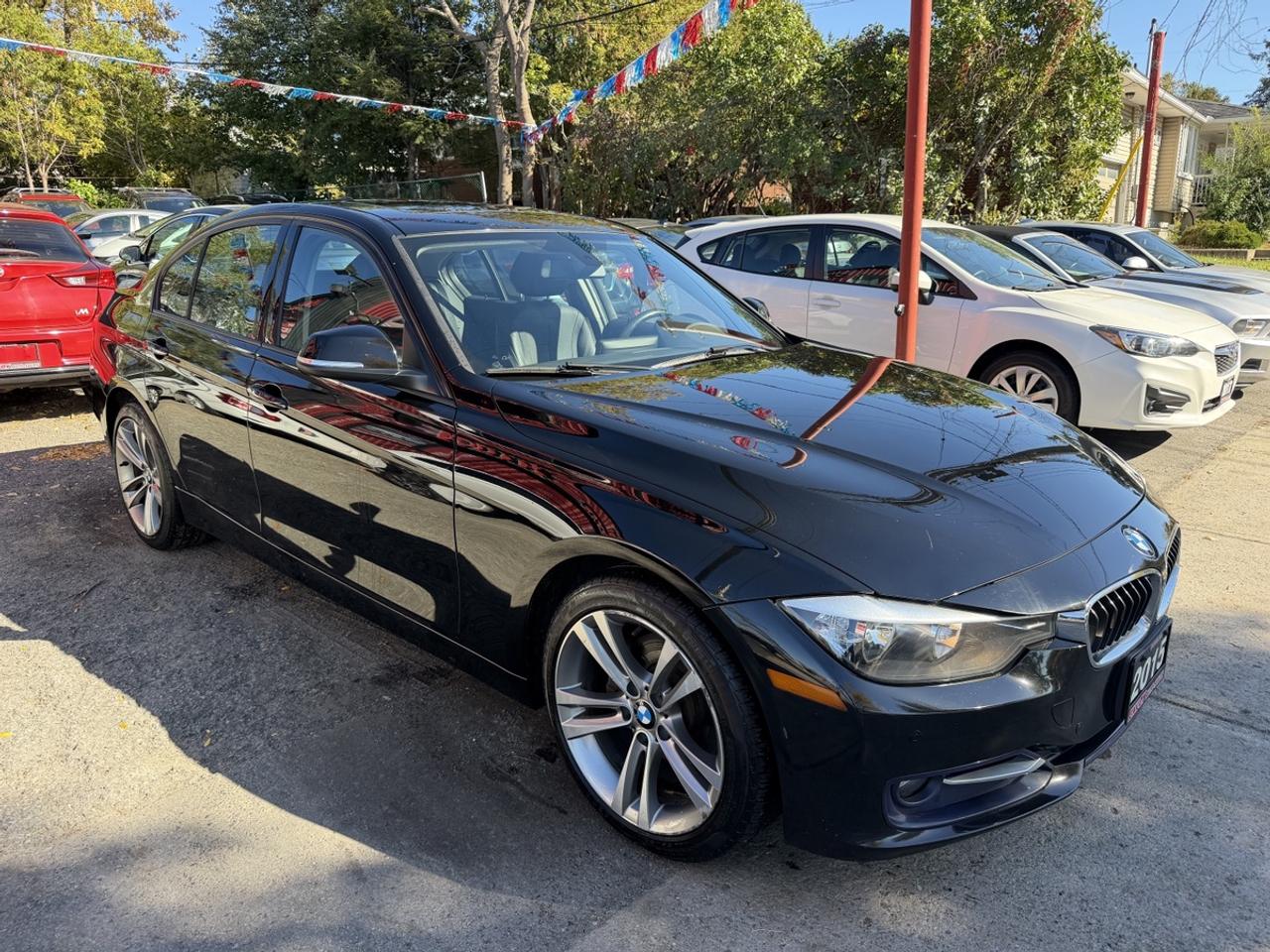 2015 BMW 3 Series 320i xDrive Sport Pkg Photo2