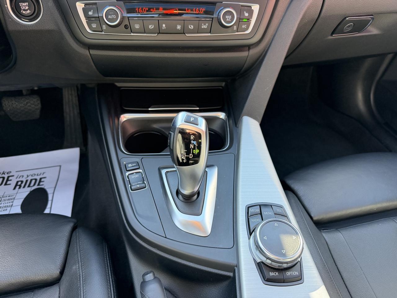 2015 BMW 3 Series 320i xDrive Sport Pkg Photo