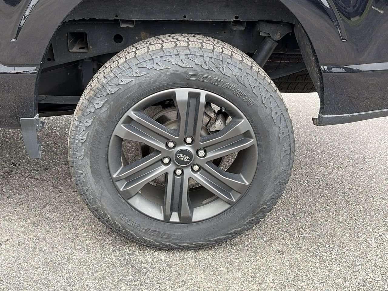 2022 Ford F-150 4x4 SuperCrew XLT 145 WB ONE OWNER   NO ACCIDENTS   LOW KMS   360 CAM   KEYLESS ENTRY KEYPAD   APPLE CARPLAY/ANDROID AUTO Photo