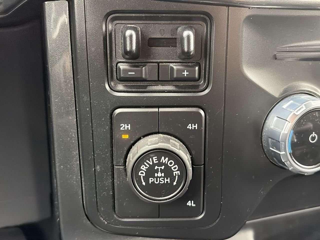 2022 Ford F-150 4x4 SuperCrew XLT 145 WB ONE OWNER   NO ACCIDENTS   LOW KMS   360 CAM   KEYLESS ENTRY KEYPAD   APPLE CARPLAY/ANDROID AUTO Photo