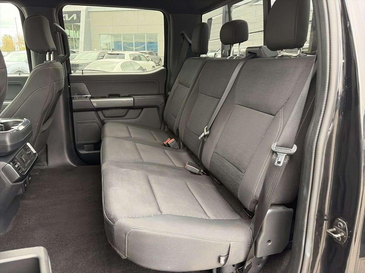 2022 Ford F-150 4x4 SuperCrew XLT 145 WB ONE OWNER   NO ACCIDENTS   LOW KMS   360 CAM   KEYLESS ENTRY KEYPAD   APPLE CARPLAY/ANDROID AUTO Photo