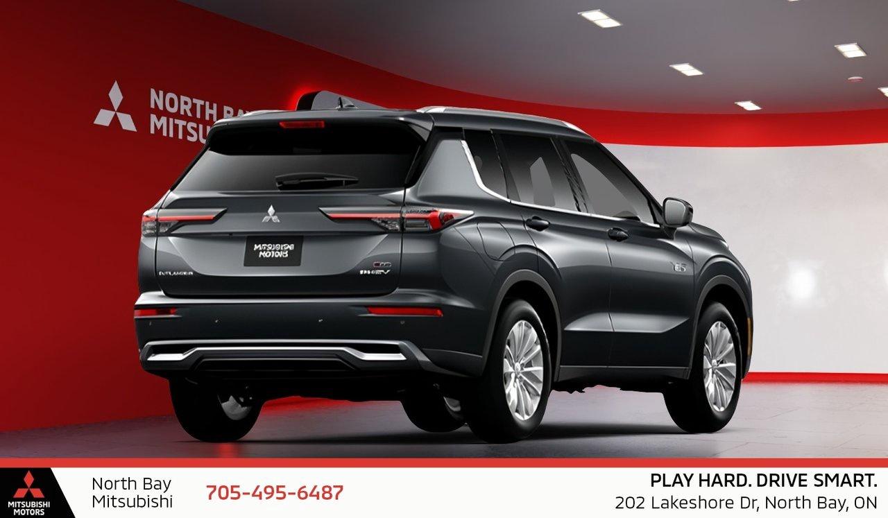 2026 Mitsubishi Outlander Plug-In Hybrid SE S-AWC Photo