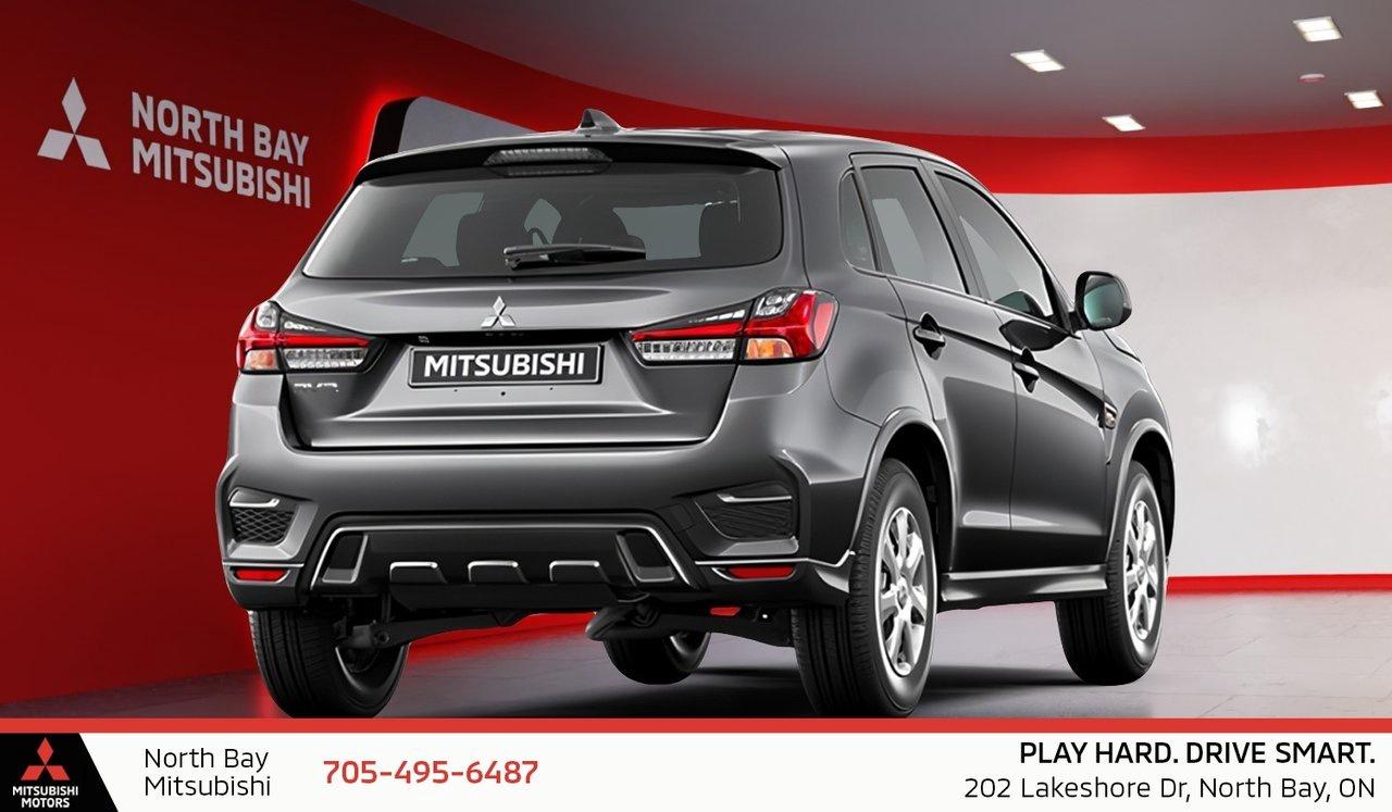 2027 Mitsubishi RVR ES FWD Photo