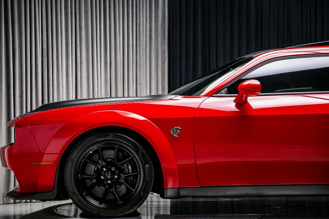 2023 Dodge Challenger SRT HELLCAT WIDEBODY JAILBREAK NOACCIDNT SUNROOF Photo