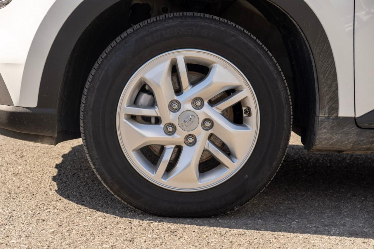 2025 Hyundai Venue Preferred IVT Photo