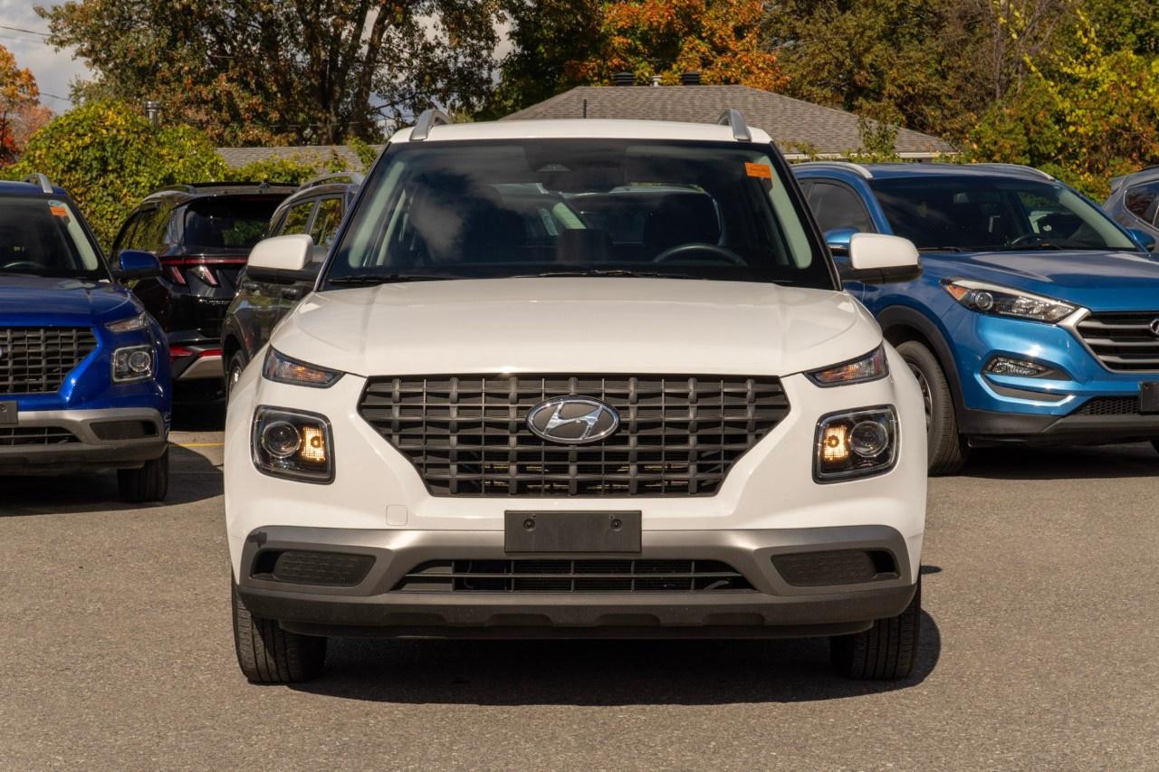 2025 Hyundai Venue Preferred IVT Photo