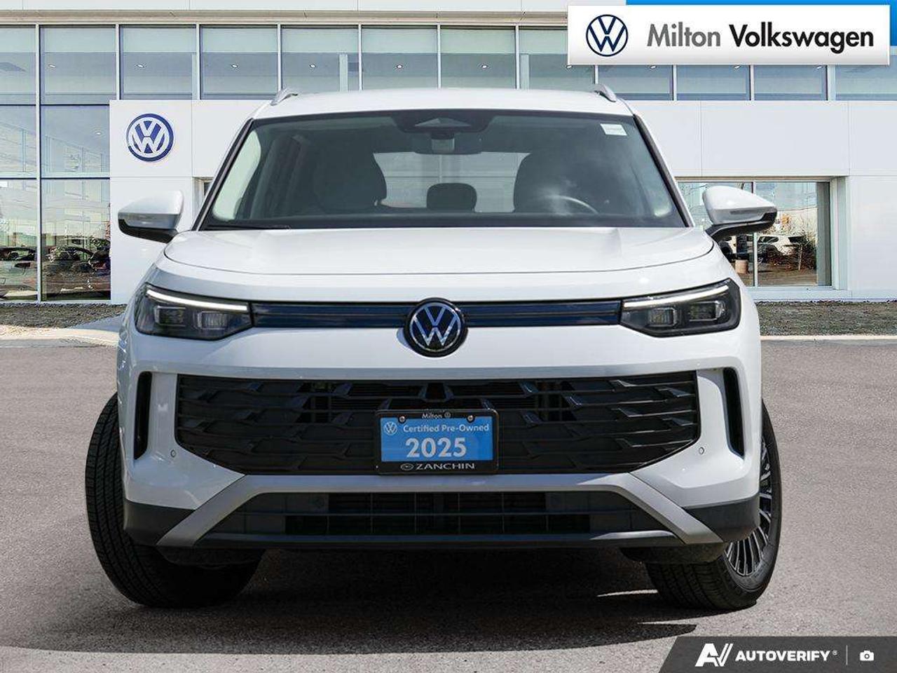 2025 Volkswagen Tiguan COMFORTLINE 4Motion Photo1