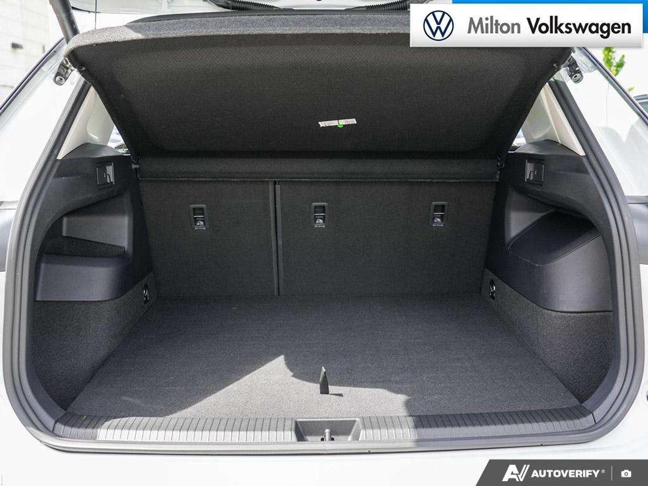 2025 Volkswagen Tiguan COMFORTLINE 4Motion Photo