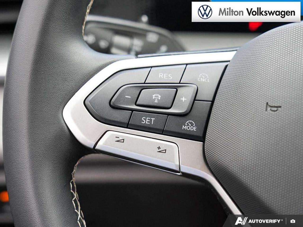 2025 Volkswagen Tiguan COMFORTLINE 4Motion Photo
