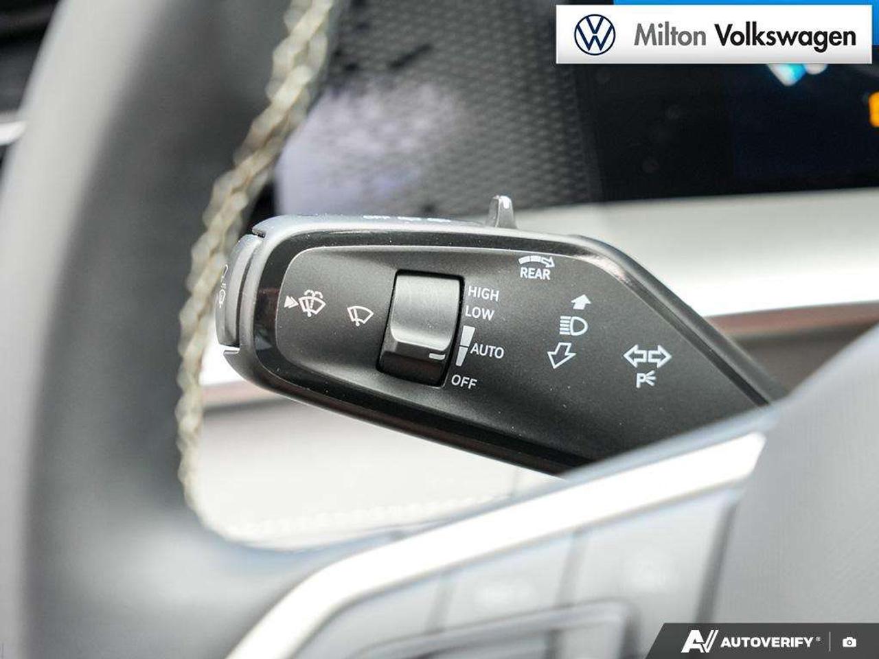 2025 Volkswagen Tiguan COMFORTLINE 4Motion Photo