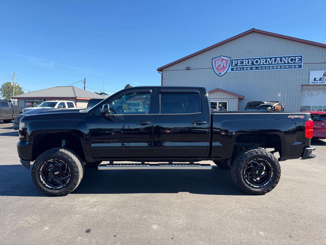 2017 Chevrolet Silverado 1500 LT Photo