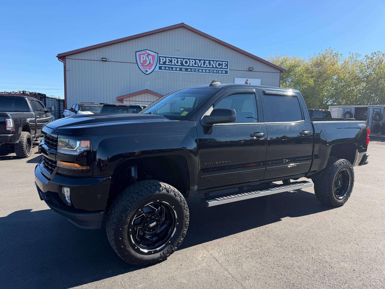 2017 Chevrolet Silverado 1500 LT Photo