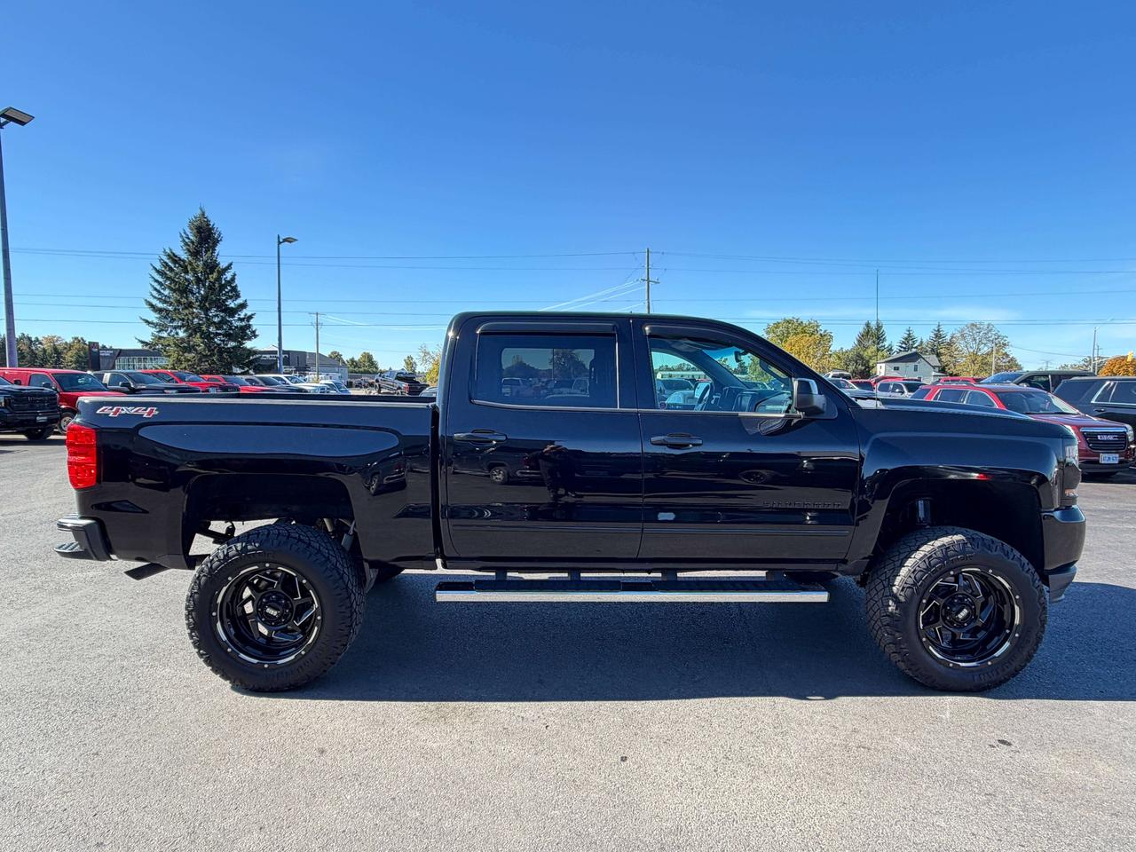 2017 Chevrolet Silverado 1500 LT Photo