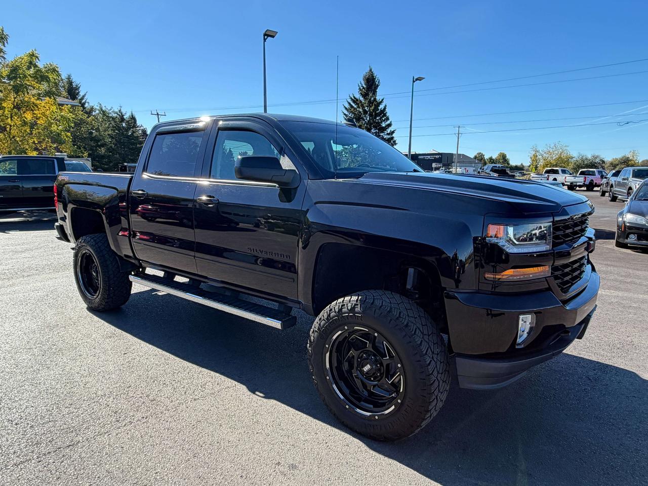 2017 Chevrolet Silverado 1500 LT Photo
