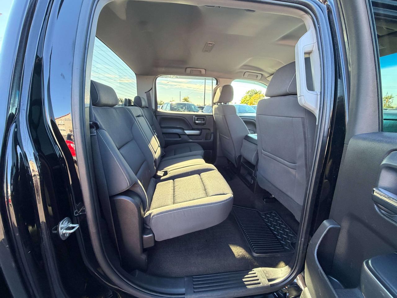 2017 Chevrolet Silverado 1500 LT Photo