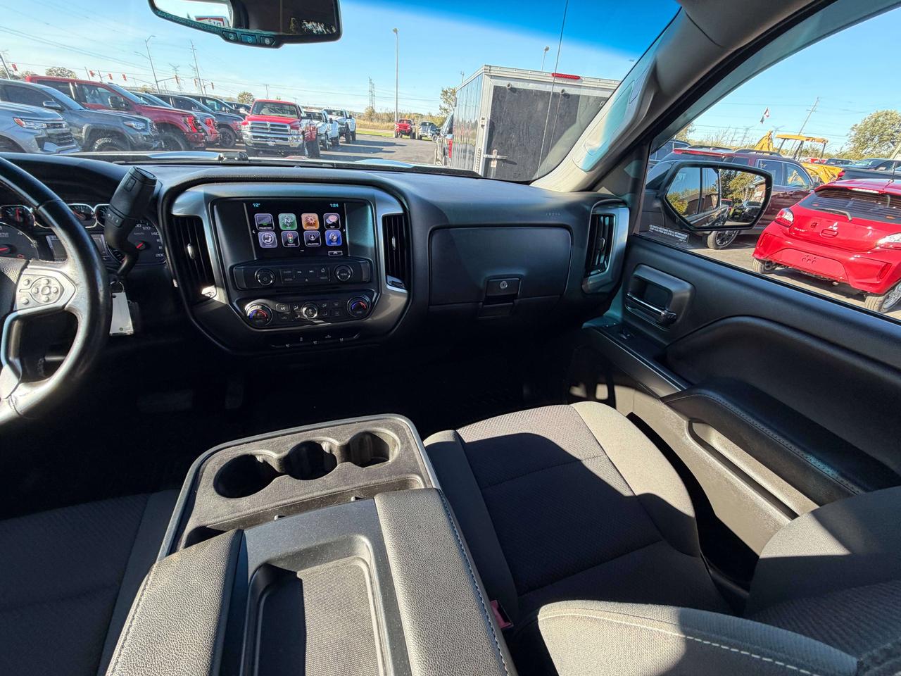 2017 Chevrolet Silverado 1500 LT Photo