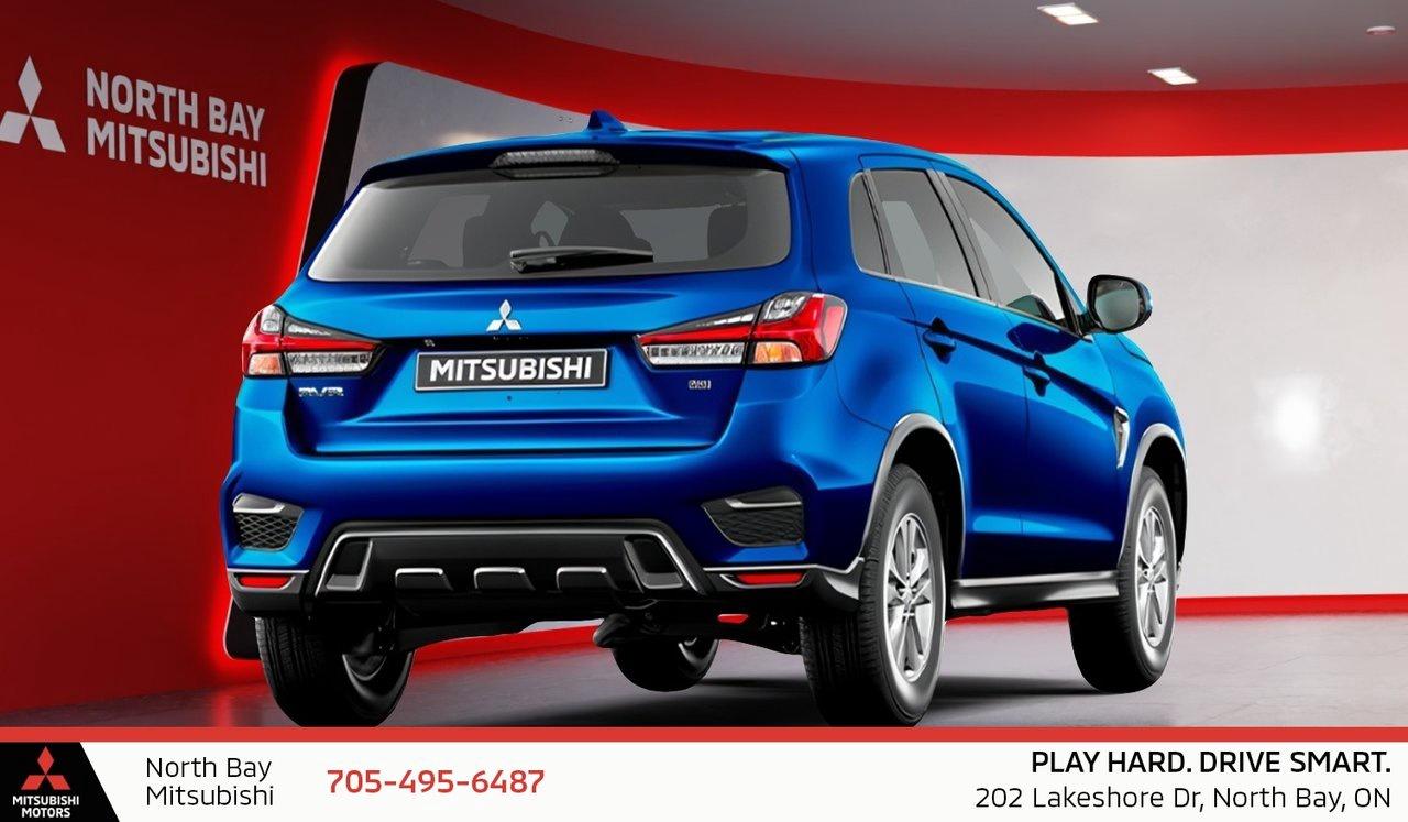 2027 Mitsubishi RVR SE AWC Photo2