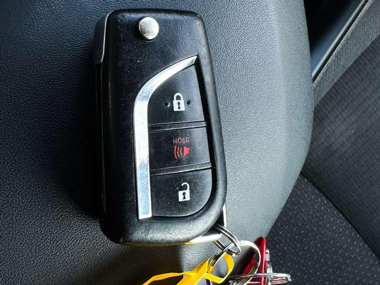 2018 Toyota C-HR XLE   HEATED SEATS   ALLOYS   CRUISE CONTROL Photo