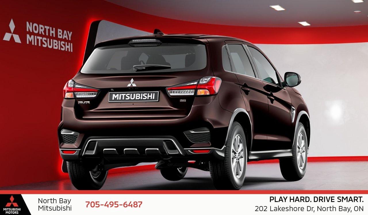 2027 Mitsubishi RVR SE AWC Photo2