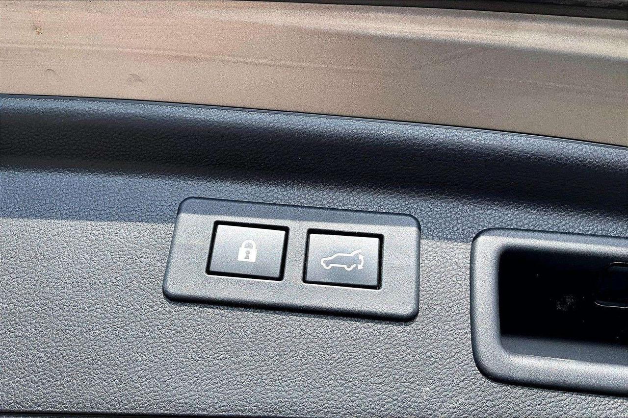 2019 Subaru Forester Touring   CarPlay/Android Auto   Adaptive Cruise Photo